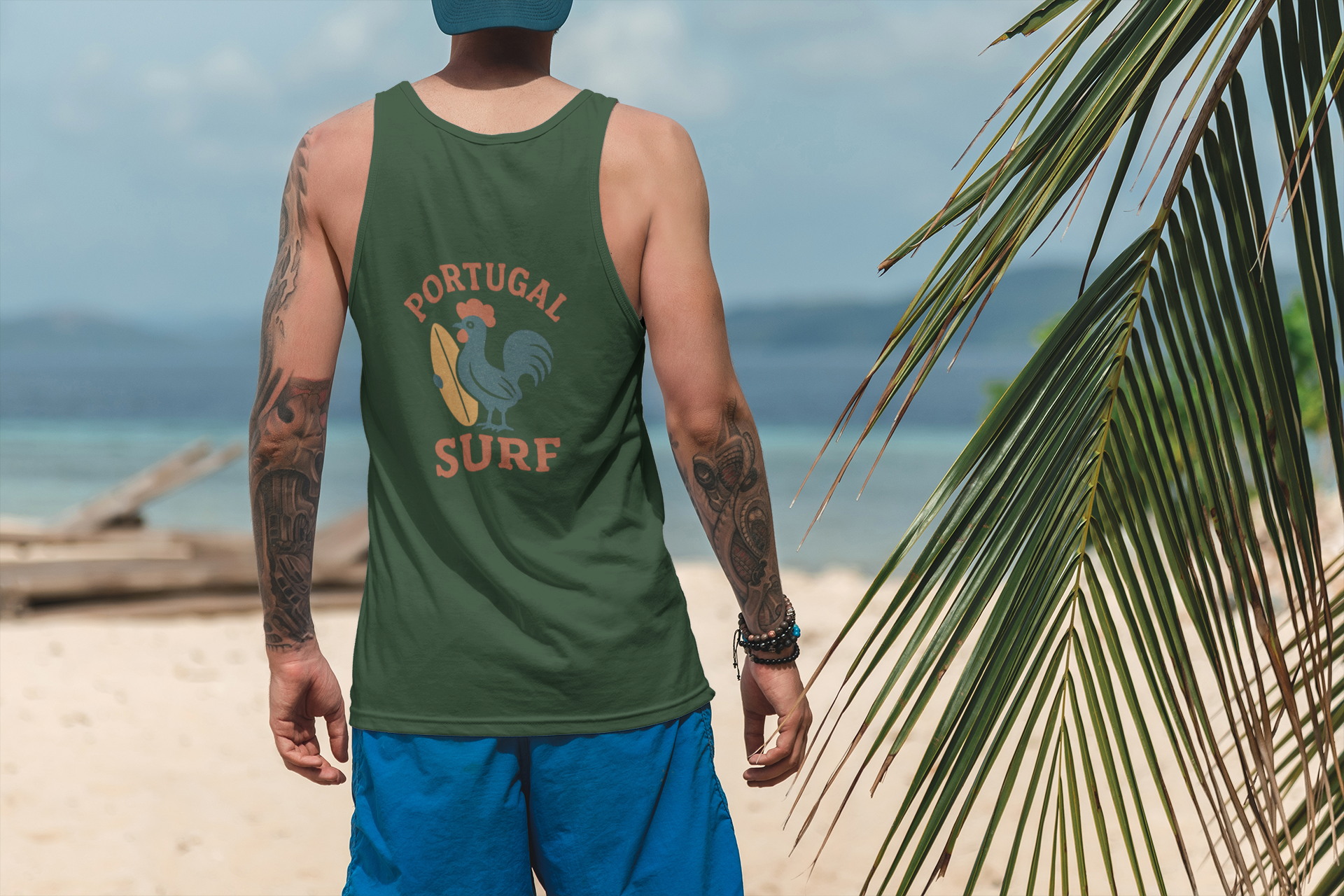 Close-up of the Surfing Galo de Barcelos logo.