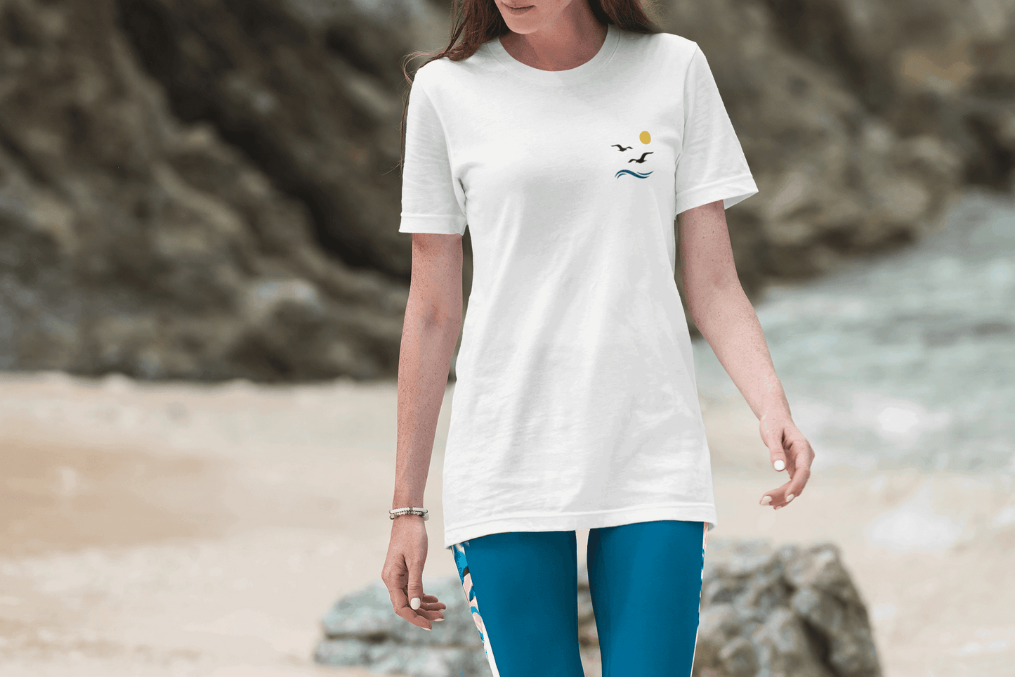 Gaivota - Minimal Unisex T-Shirt - Atlantic Wave
