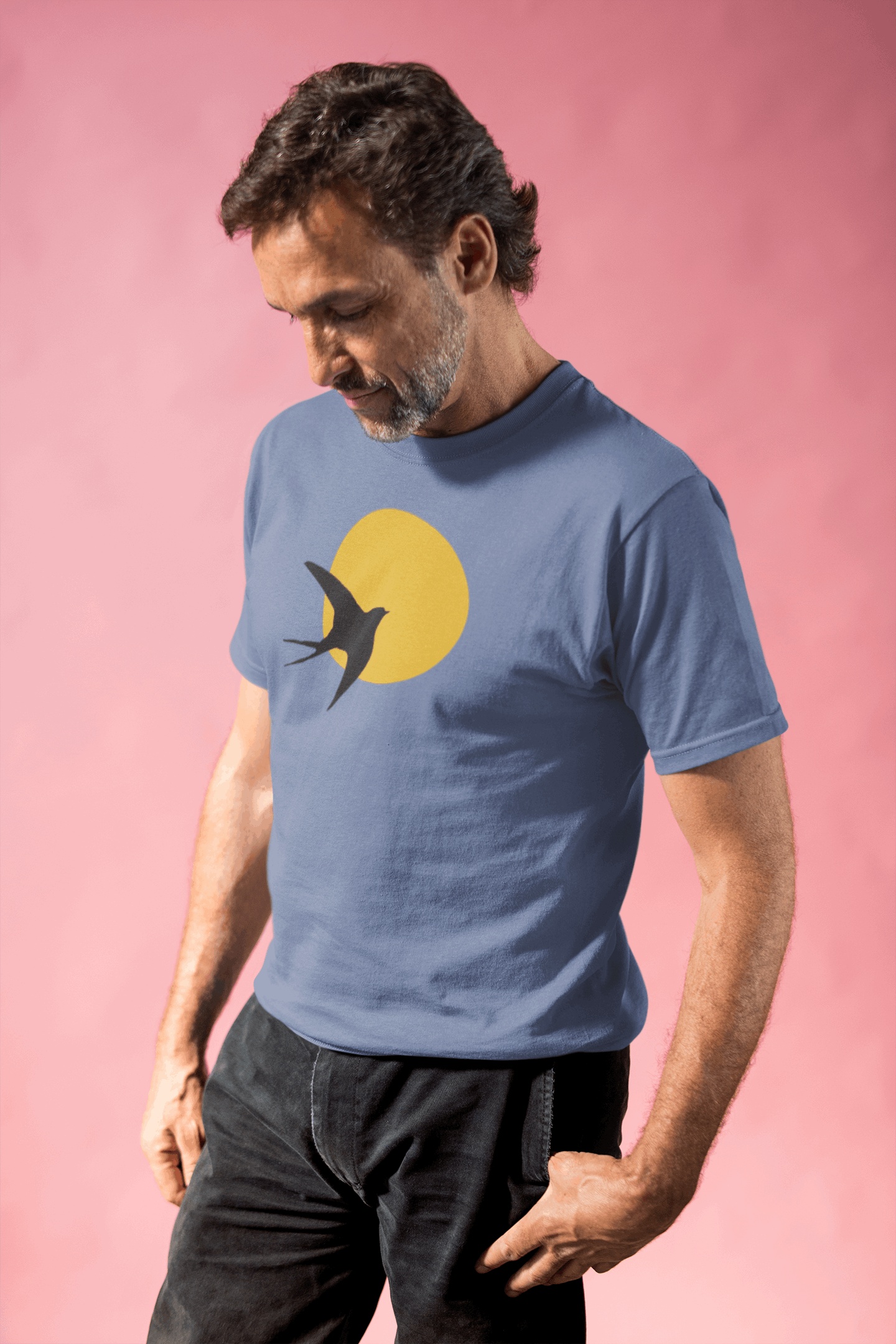 Men’s unisex organic t-shirt with a bold Andorinha swallow design, set against a soft blue fabric. A perfect blend of eco-conscious fashion and cultural pride.