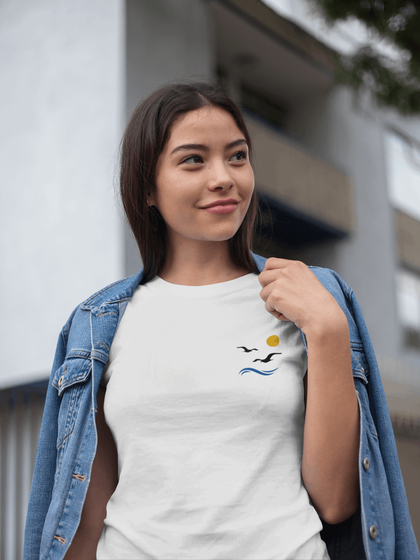 Gaivota - Minimal Unisex T-Shirt - Atlantic Wave